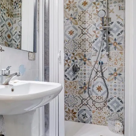 Apartment Bellissimo In Zona Garibaldi Milan