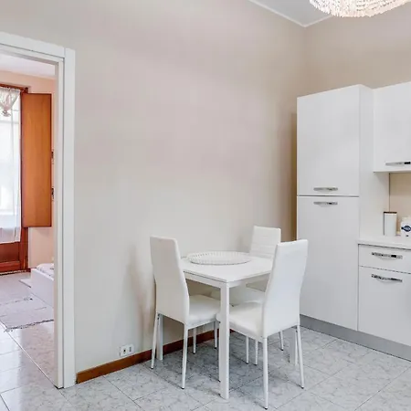 Bellissimo In Zona Garibaldi Apartment Milan